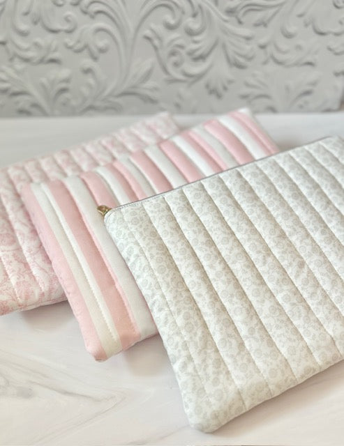 LAPTOP POUCHES