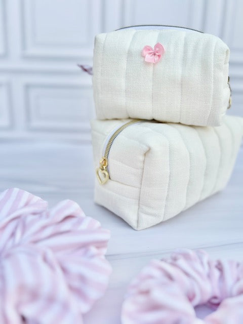 DARLING MAKEUP POUCH
