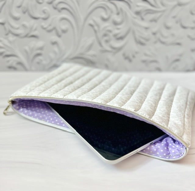LAPTOP POUCHES