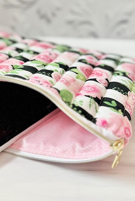 LAPTOP POUCHES